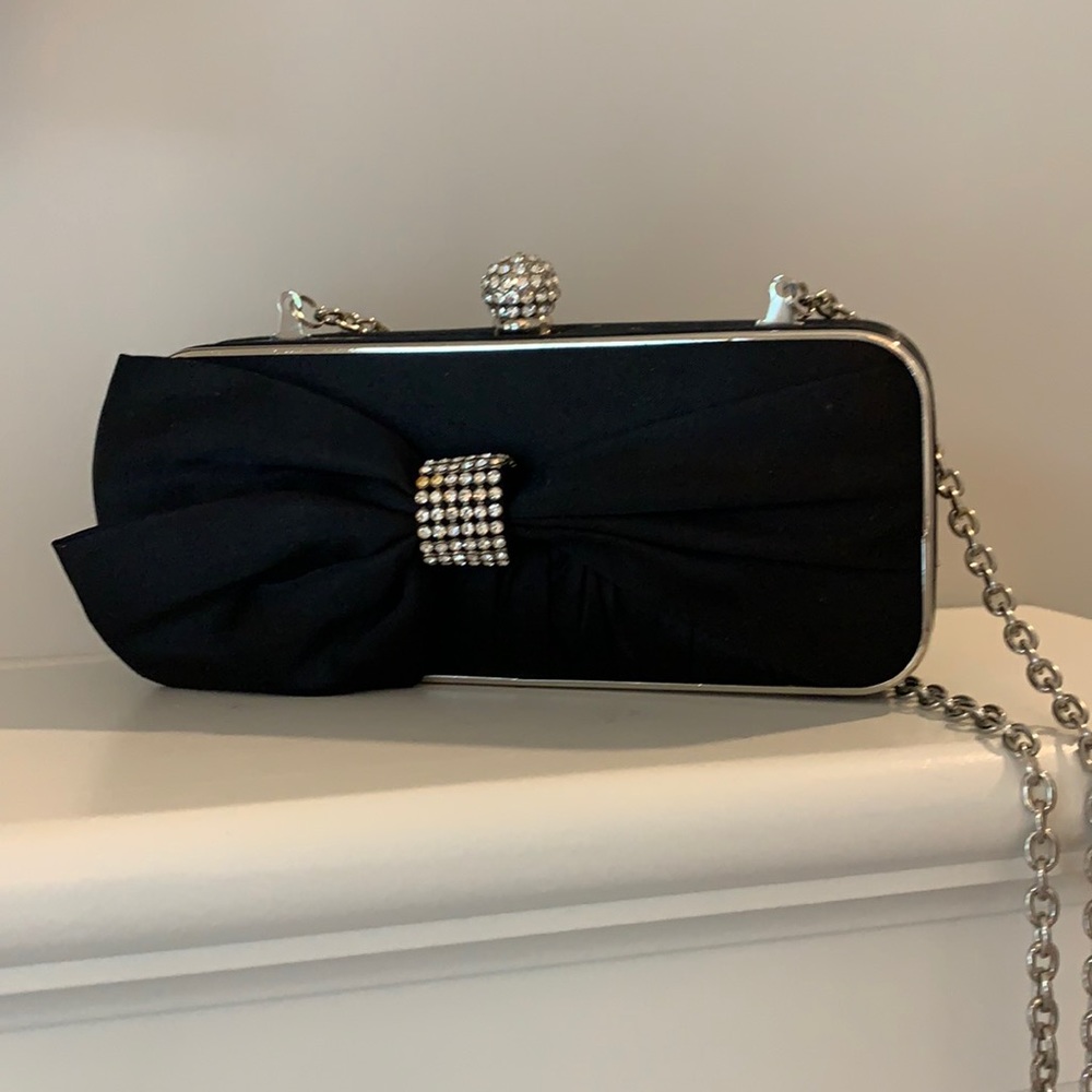 Purse - Picture 1 of 4